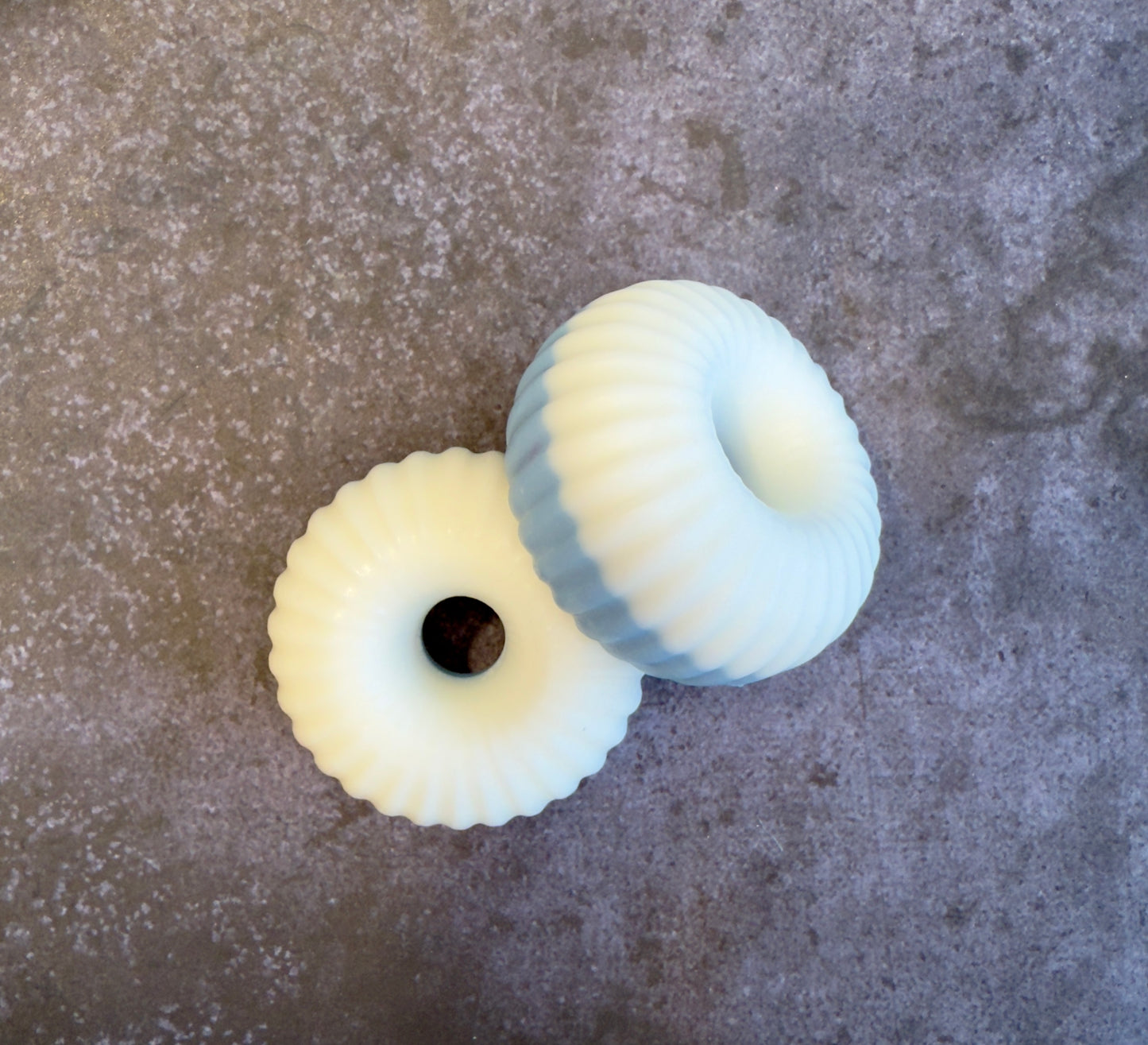 Aqua Veil – Small Batch Cocoa Butter Soap | Fresh Cucumber & Dewy‑Blossom Aroma