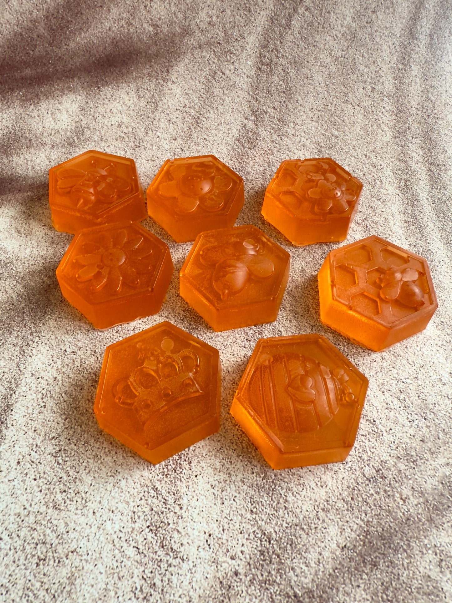 Golden Glow – Small Batch Honey Soap | Apple Powder + Soft Floral Blend