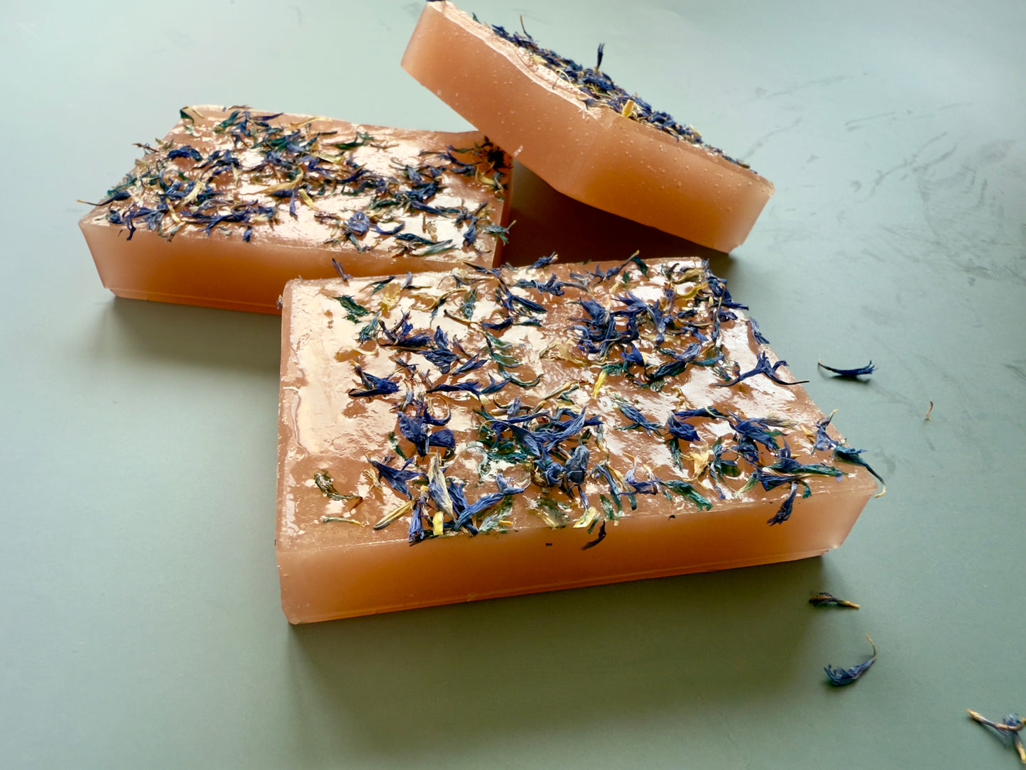 Warm Glow + Cornflower – Small Batch Honey Soap | Rose Clay + Paris-Inspired Floral Bar