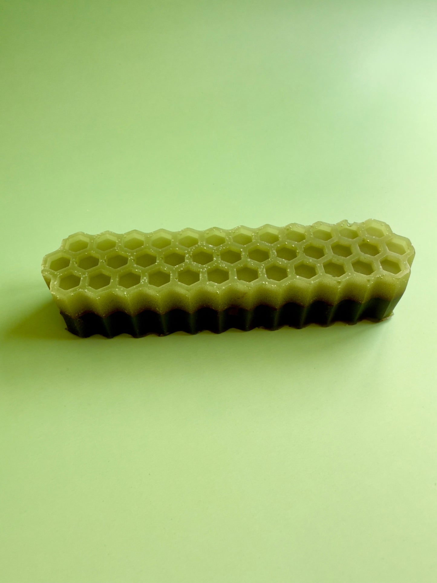 Muddy Buddy – Small Batch Honey Soap | Eucalyptus, Chamomile & Dead Sea Mud