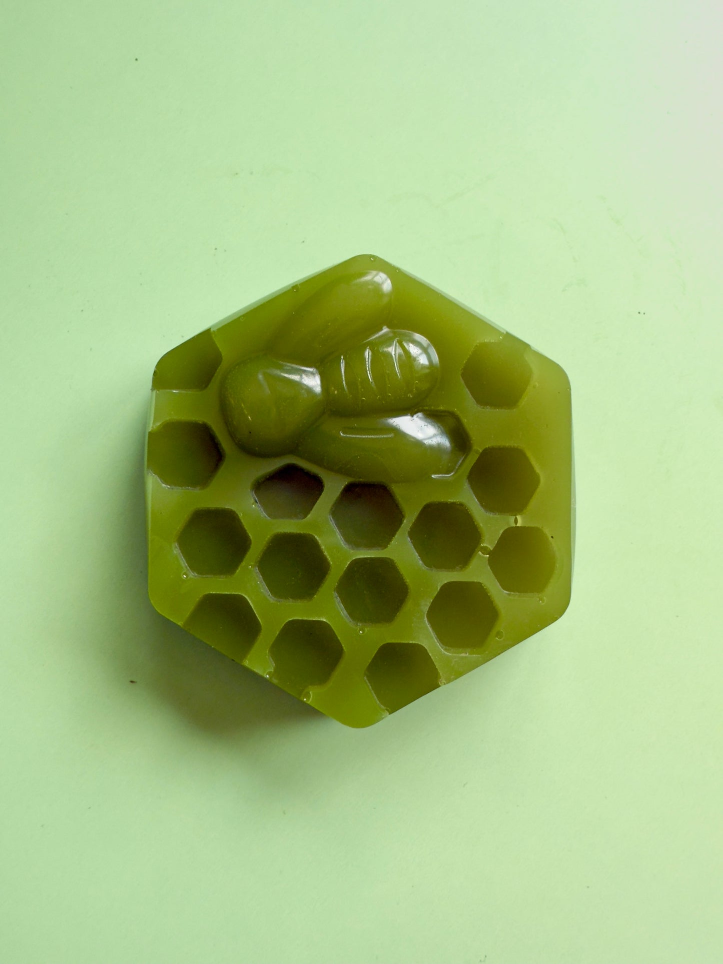 Muddy Buddy – Small Batch Honey Soap | Eucalyptus, Chamomile & Dead Sea Mud