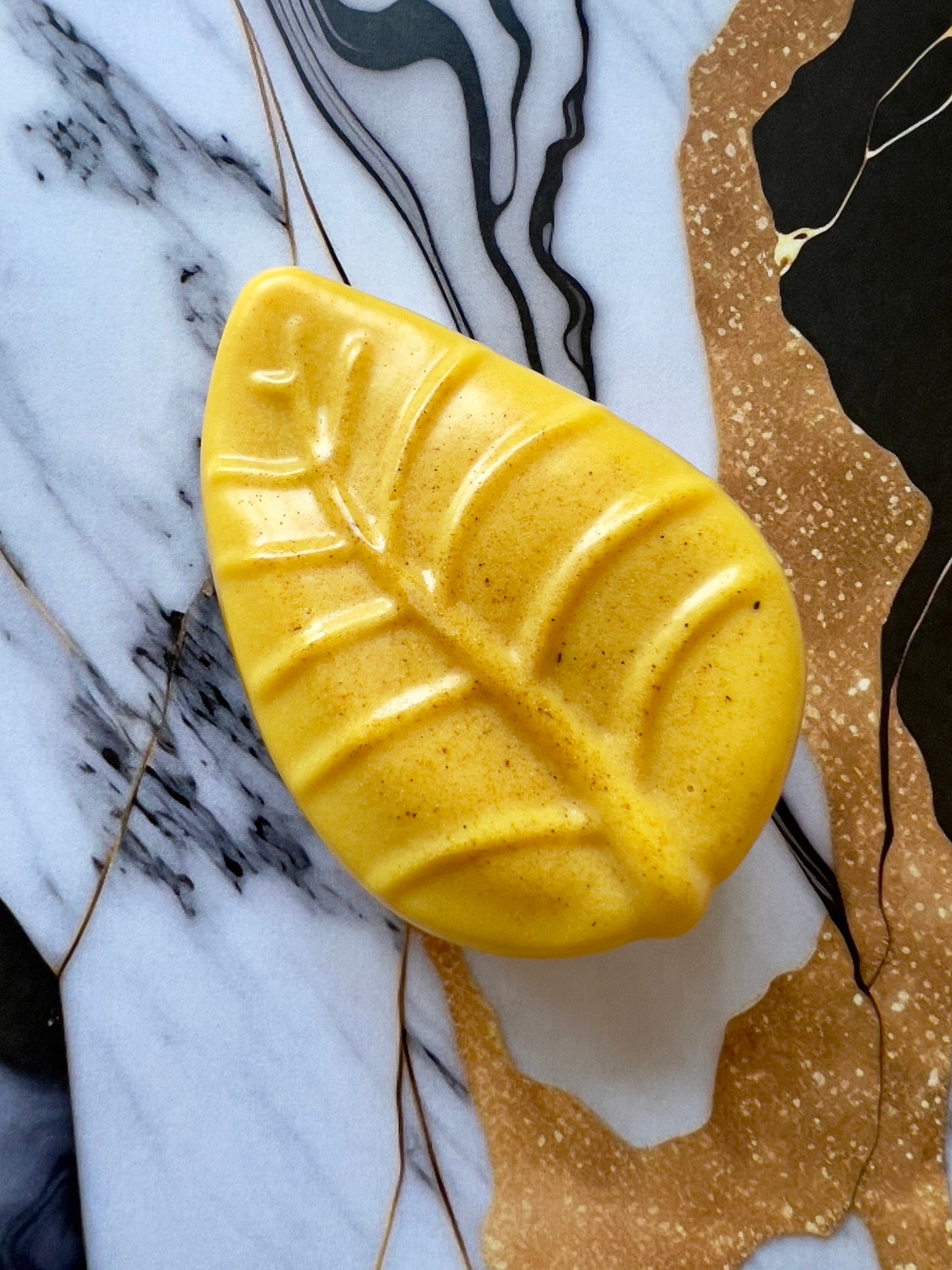 Mango Tango Glow – Small Batch Goat’s Milk Soap | Mango & Coconut Infused