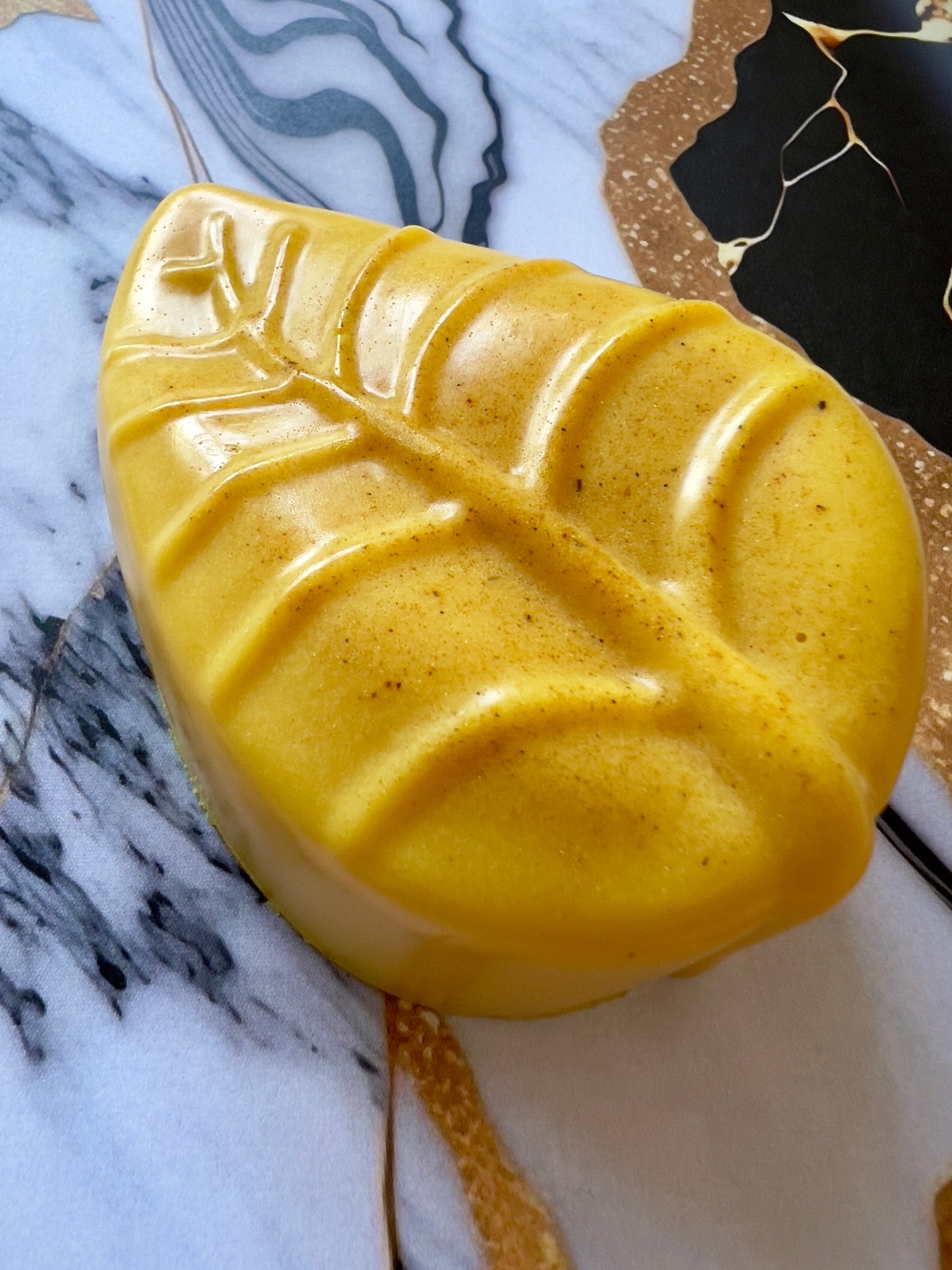Mango Tango Glow – Small Batch Goat’s Milk Soap | Mango & Coconut Infused