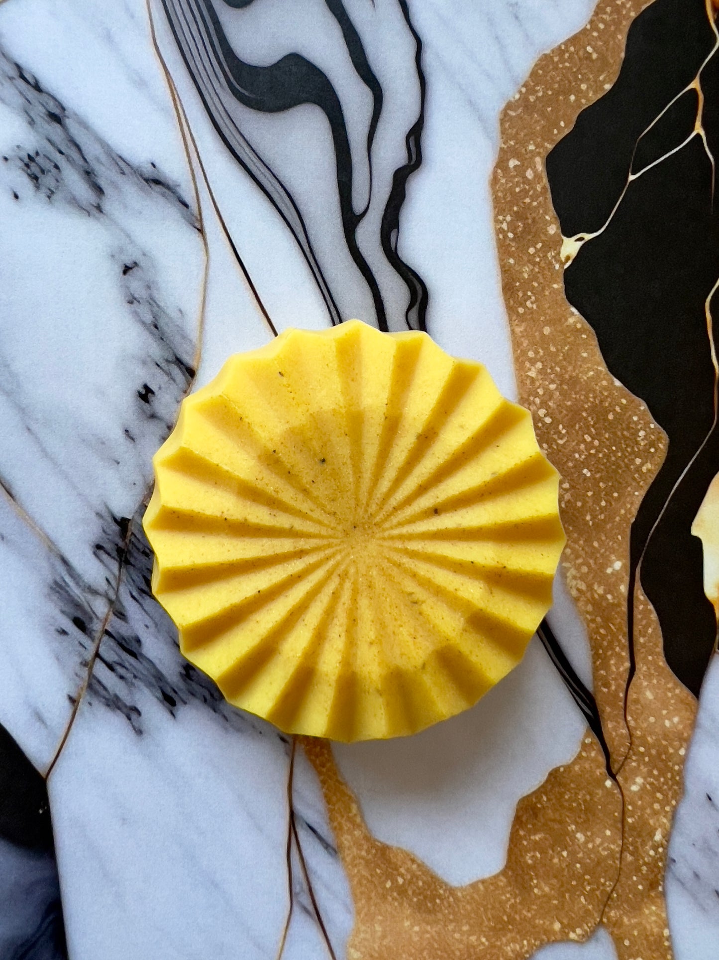 Mango Tango Glow – Small Batch Goat’s Milk Soap | Mango & Coconut Infused