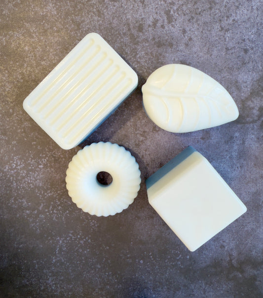 Aqua Veil – Small Batch Cocoa Butter Soap | Fresh Cucumber & Dewy‑Blossom Aroma