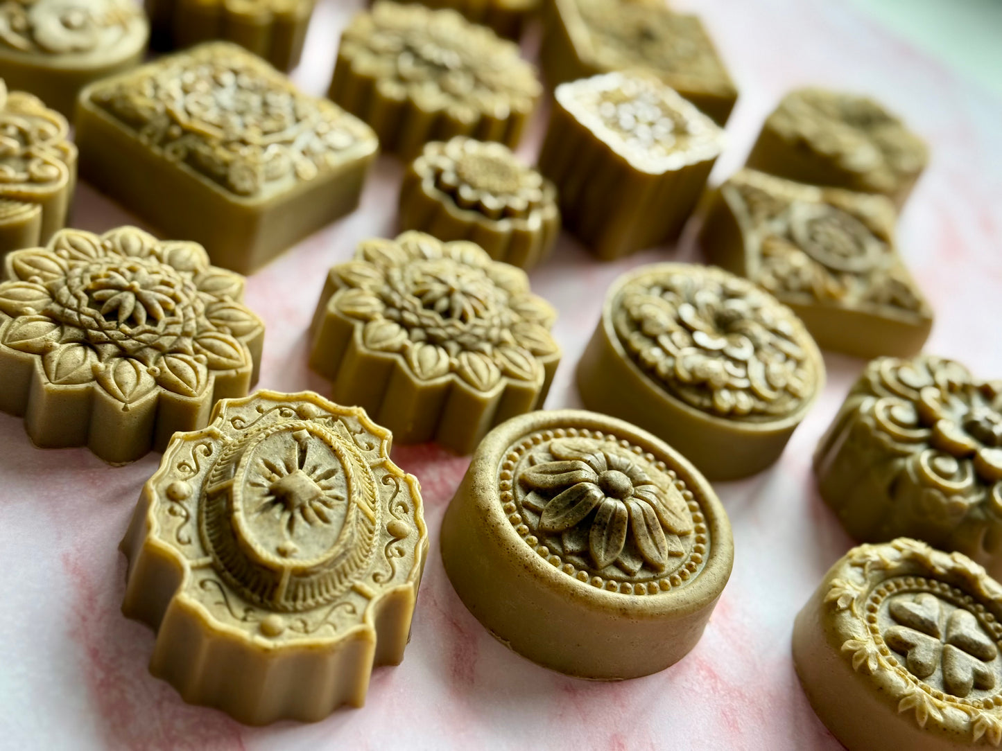 Parisian Green – Small Batch Coconut Milk Soap | Gotu Kola + Vanilla Silk Mandala Bar