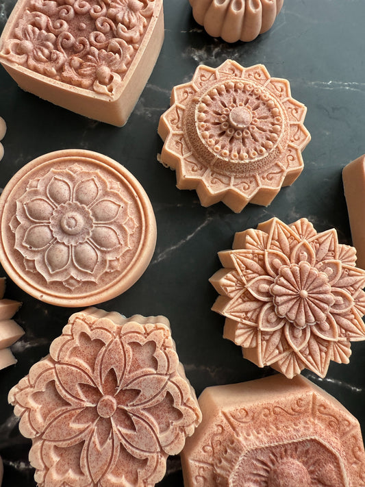 Cashmere + Cream – Small Batch Yogurt Soap | Red Clay + Oat