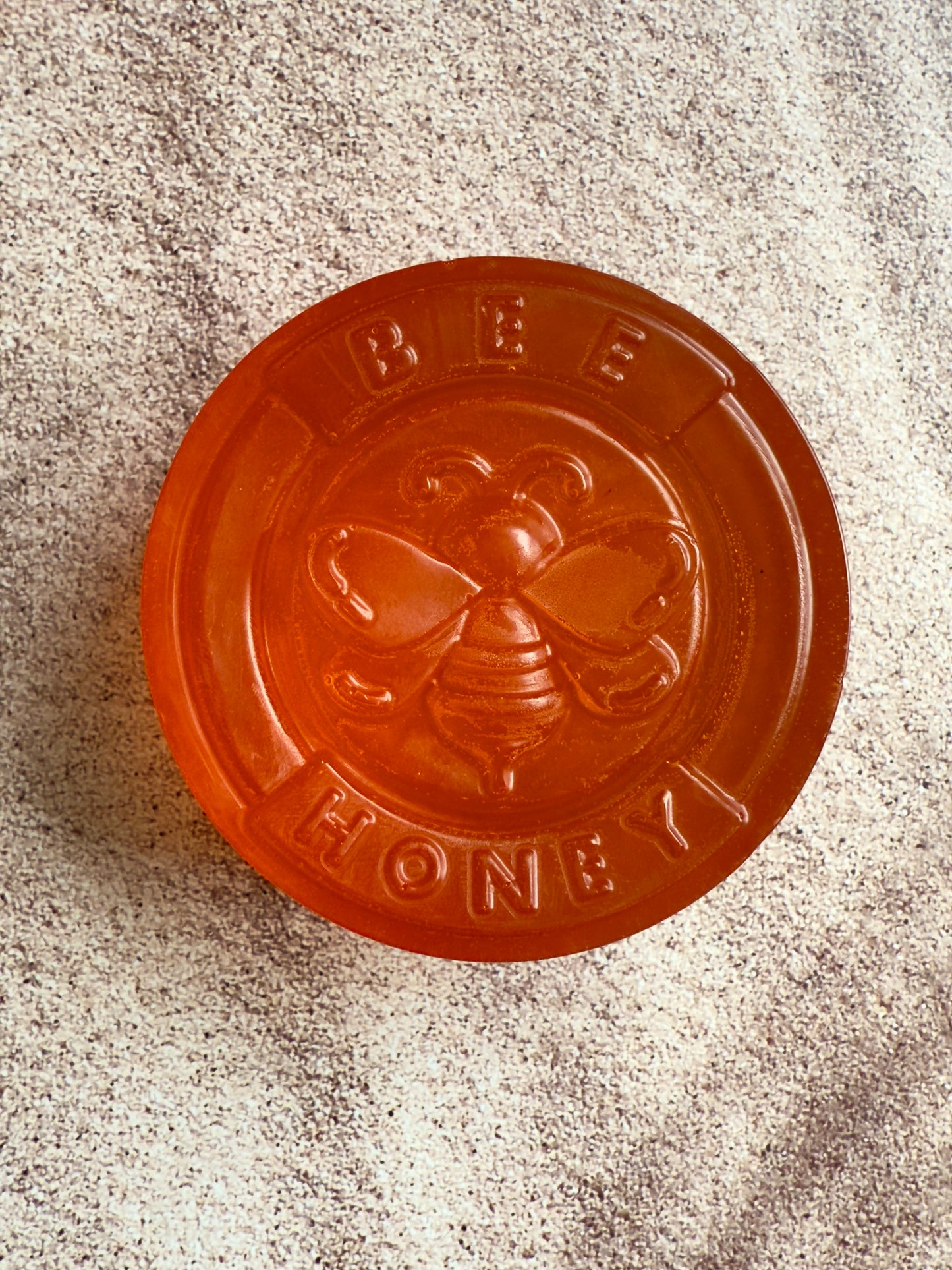 Golden Glow – Small Batch Honey Soap | Apple Powder + Soft Floral Blend
