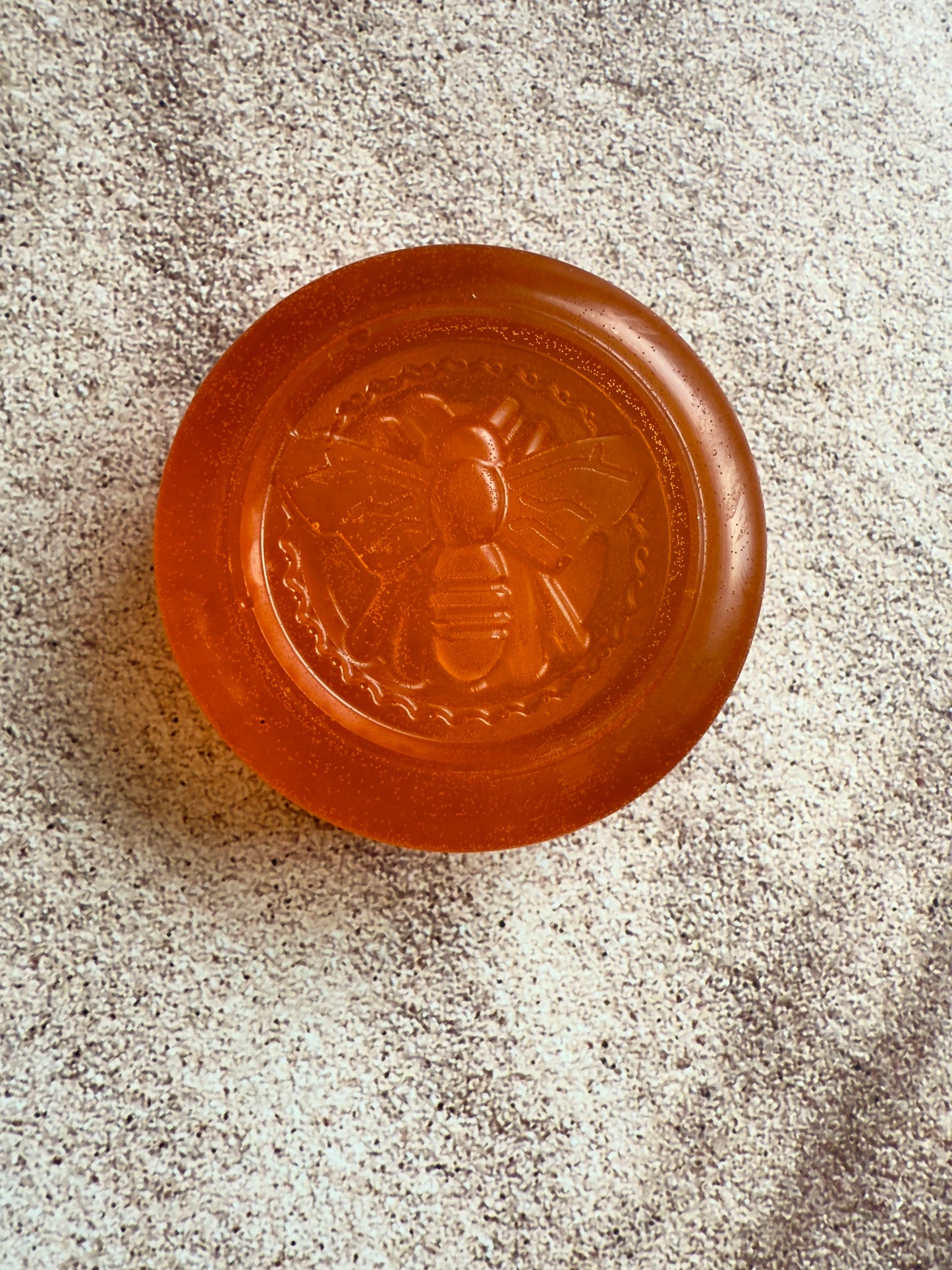 Golden Glow – Small Batch Honey Soap | Apple Powder + Soft Floral Blend