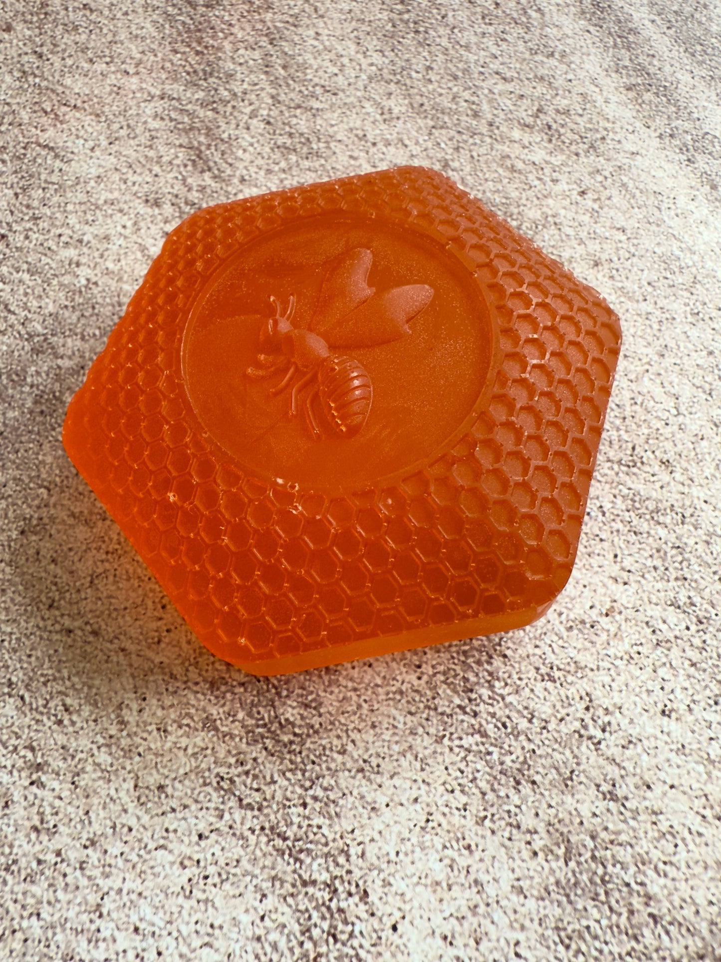 Golden Glow – Small Batch Honey Soap | Apple Powder + Soft Floral Blend
