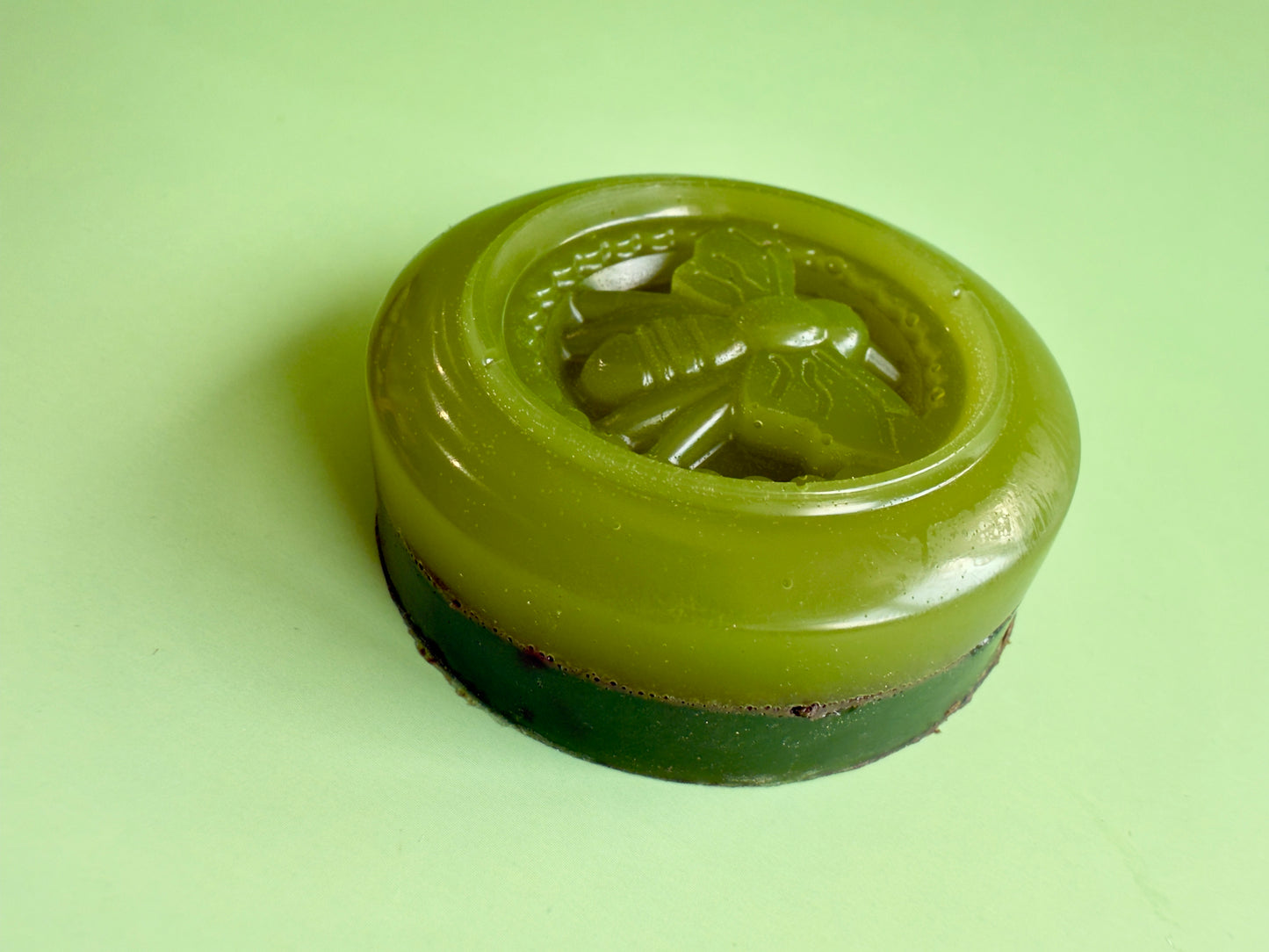 Muddy Buddy – Small Batch Honey Soap | Eucalyptus, Chamomile & Dead Sea Mud