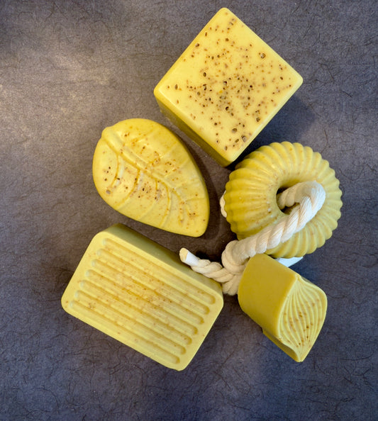 Lavender Honeycomb bee pollen speckled soap bar